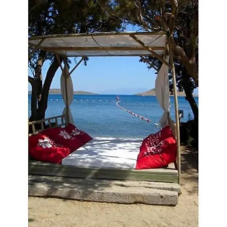Sleeps 6 Pool Wifi