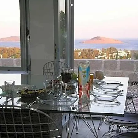 Sleeps 6 Pool Wifi *